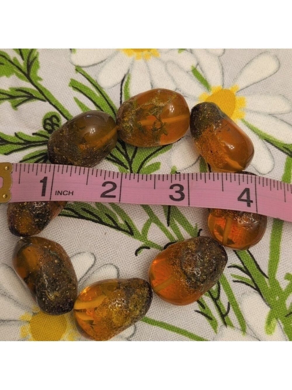 Hand Crafted Amber Bracelet, approximately 8" diameter. - Picture 4 of 4